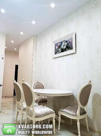 Rent out 1-room apartment. Киев, Коновальца — photo 4