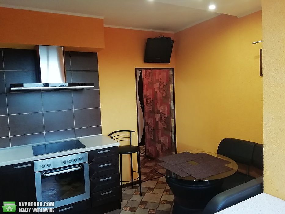Sell 2-room apartment. Киев,  Миропольская — photo 2
