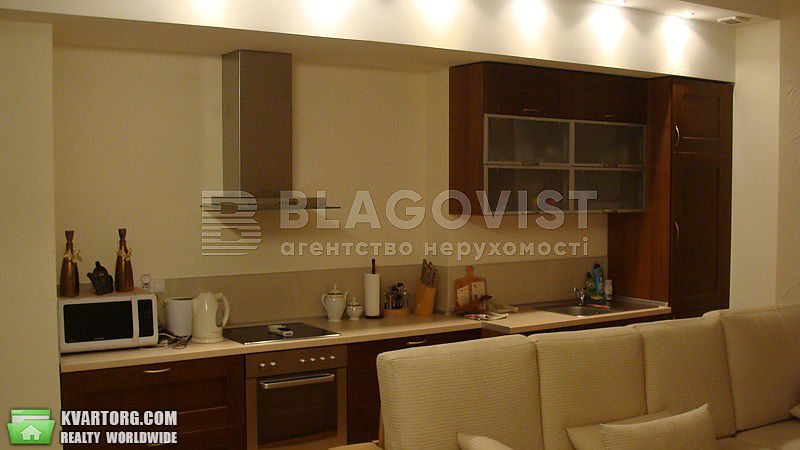 Rent out 3-room apartment. Киев,  Владимирская — photo 2