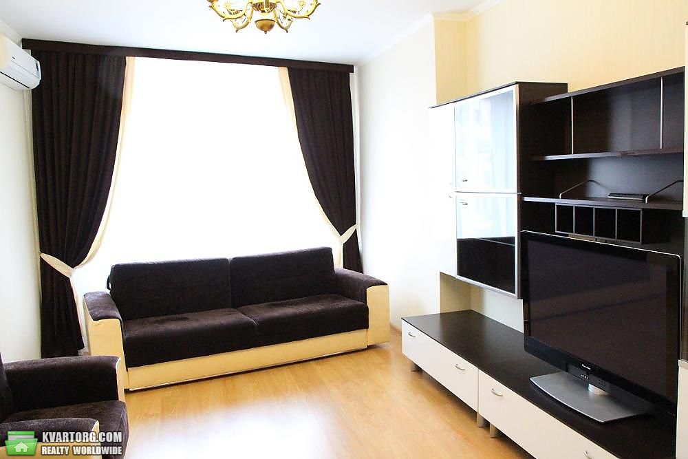 Sell 2-room apartment. Киев,  Днепровская наб — photo 2