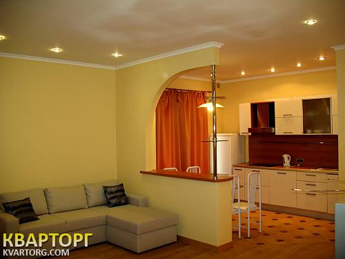 Rent out 2-room apartment. Киев,  Ветрова — photo 1