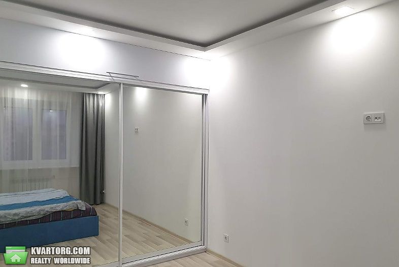 Sell 2-room apartment. Киев,  Тарасовская — photo 7