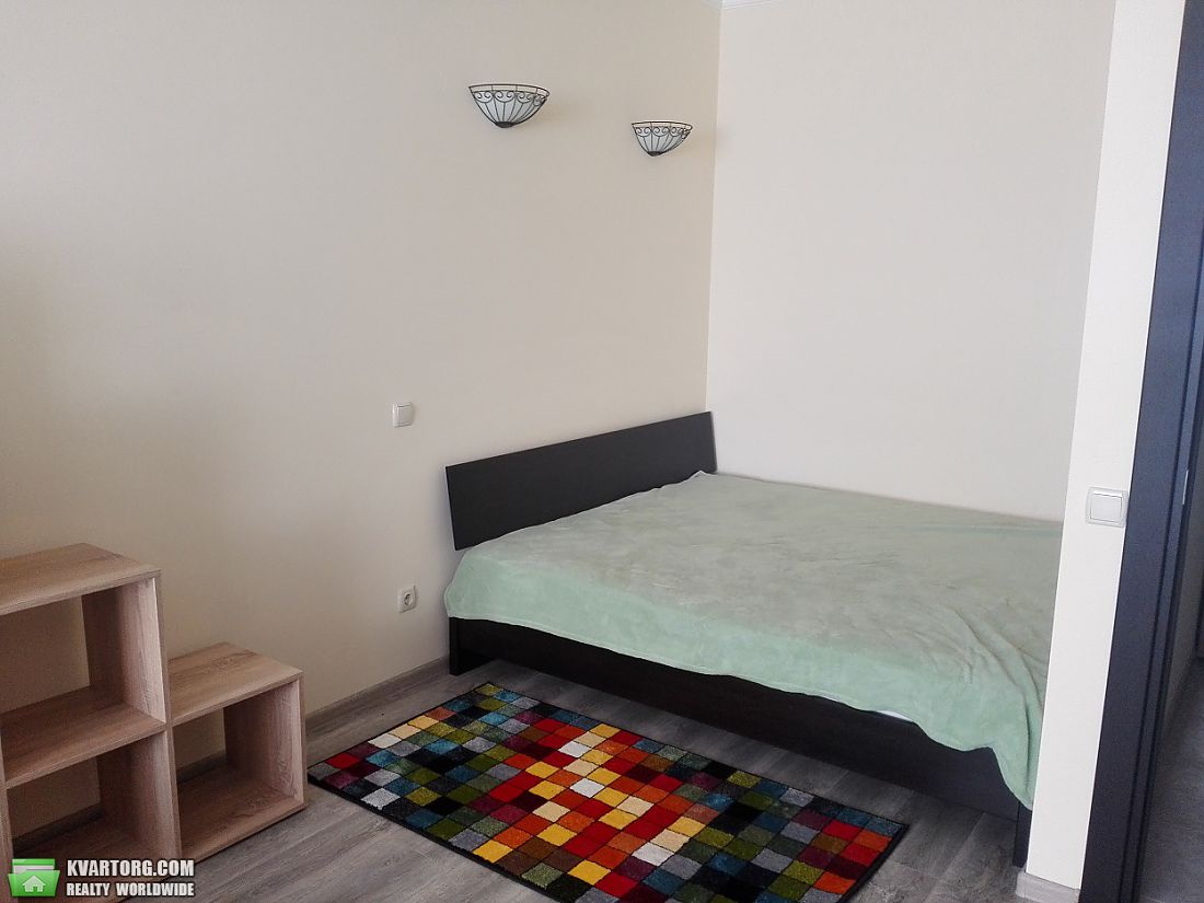 Rent out 1-room apartment. Киев,  Пчелки — photo 2