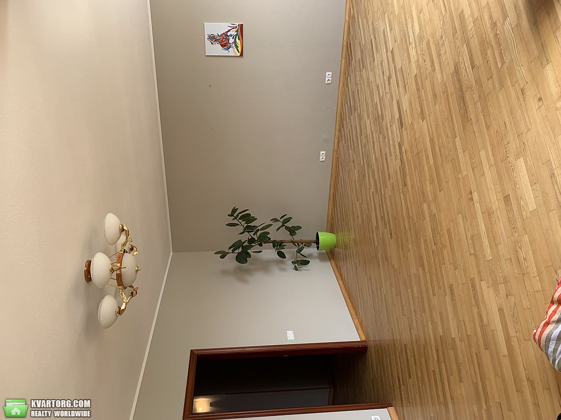 Sell 3-room apartment. Киев,  Ревуцкого — photo 1