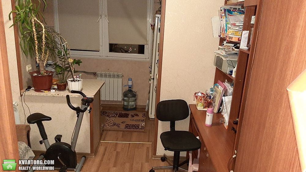 Sell 1-room apartment. Киев,  Жмеринская — photo 2