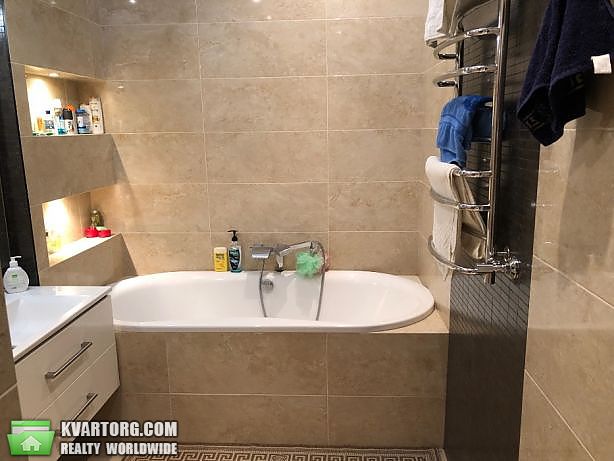 Rent out 2-room apartment. Киев,  Днепровская наб — photo 4