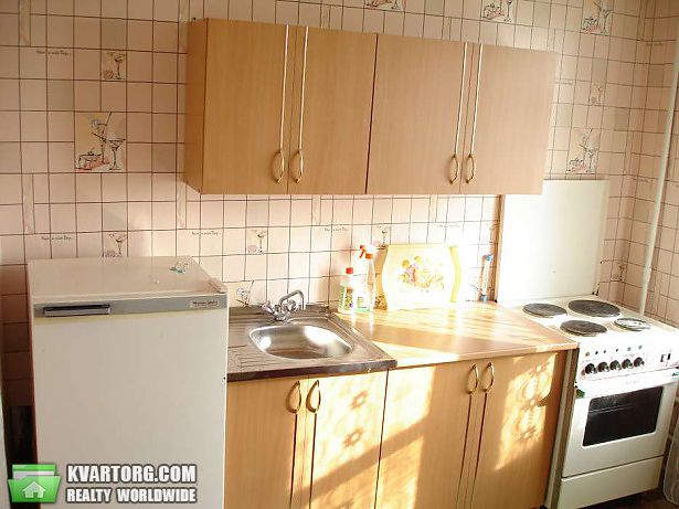 Sell 2-room apartment. Днепропетровск, ж/м Тополь-2 — photo 3