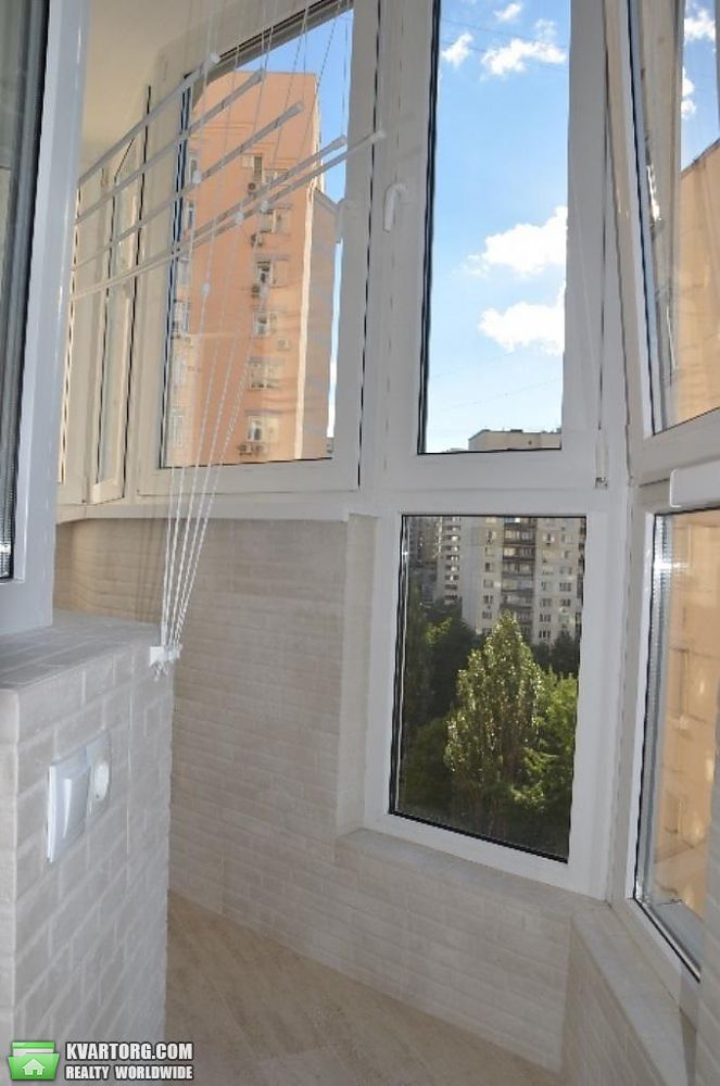 Rent out 3-room apartment. Киев,  Липковского — photo 6