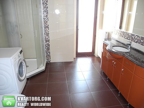 Rent out 4-room apartment. Киев,  ул. Институтская — photo 9