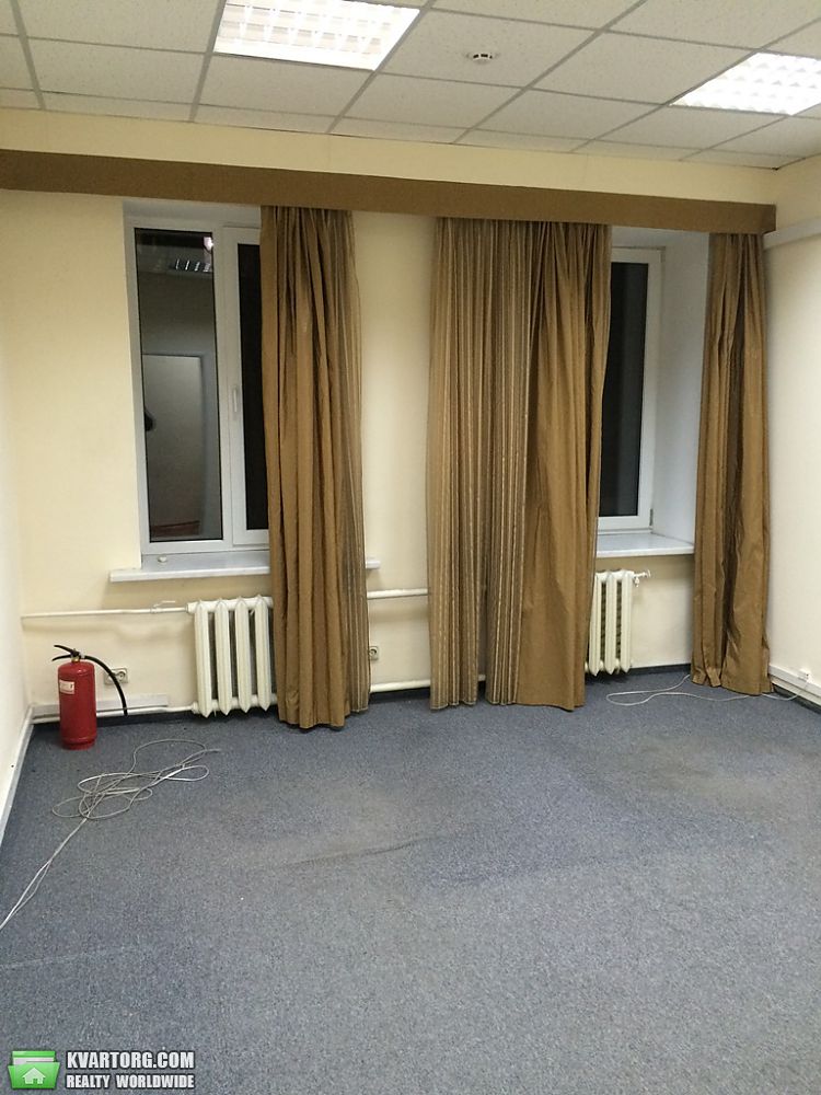 Rent out office. Киев, Жилянская — photo 8