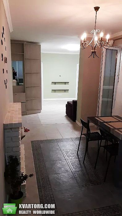 Rent out 2-room apartment. Киев,  Воссоединения пр — photo 6