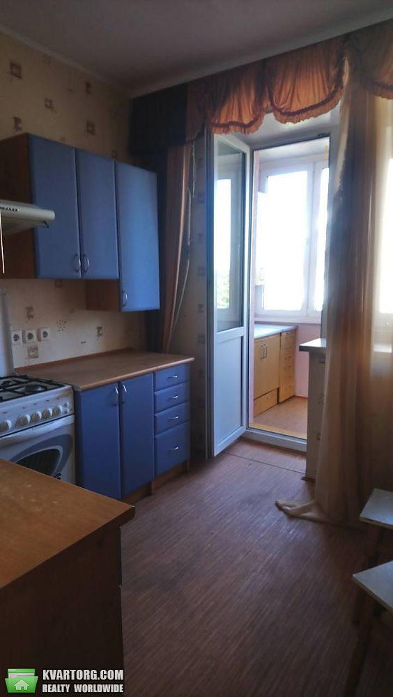 Rent out 1-room apartment. Киев,  Бестужева — photo 1