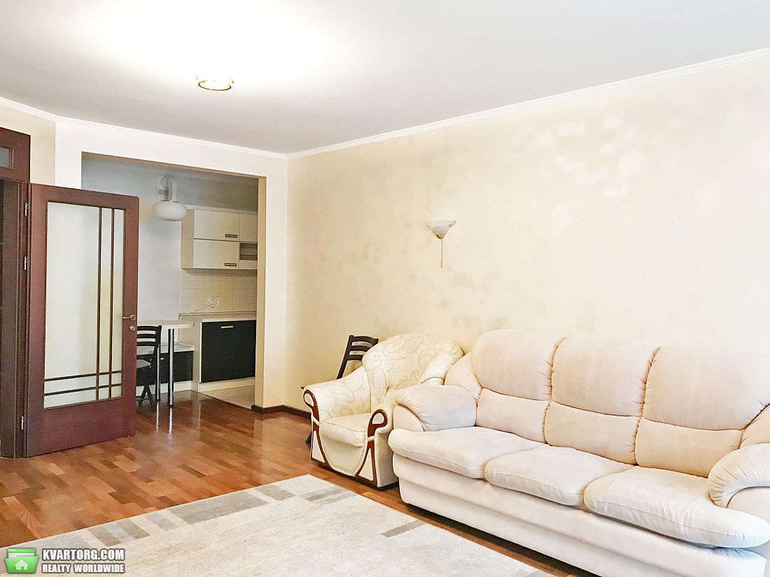 Rent out 2-room apartment. Киев,  Мирного Панаса — photo 2
