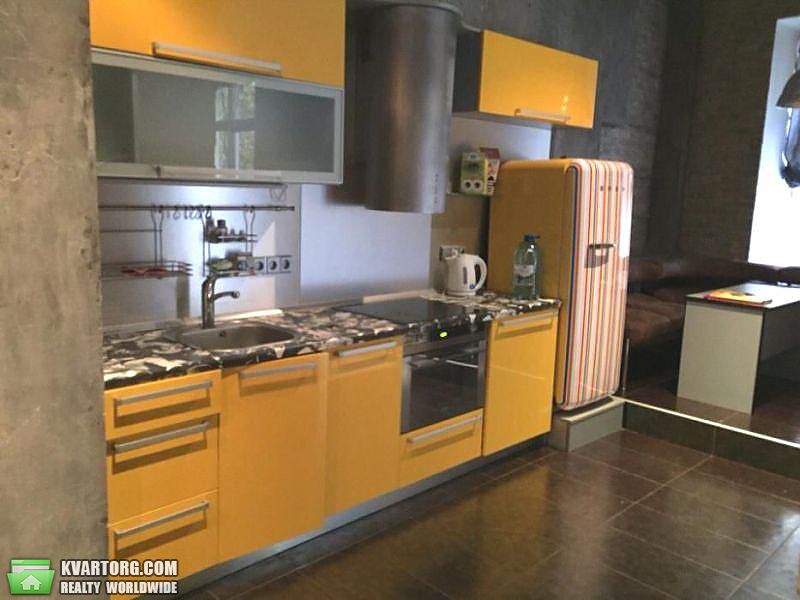 Rent out 2-room apartment. Киев,  Андреевский спуск — photo 2