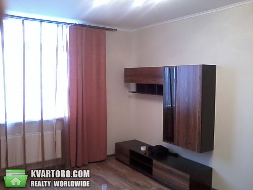 Rent out 2-room apartment. Киев, Воскресенская — photo 2