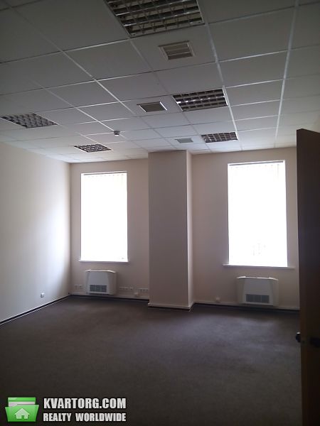 Rent out office. Киев, Жилянская — photo 2