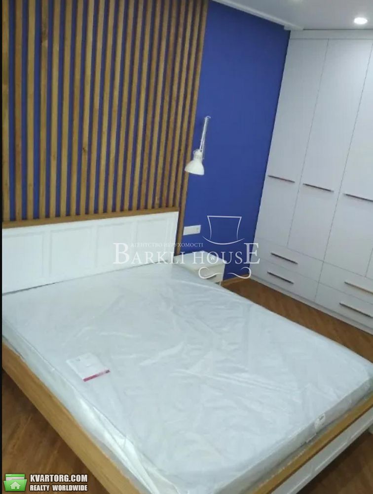Rent out 2-room apartment. Киев,  Липковского — photo 7
