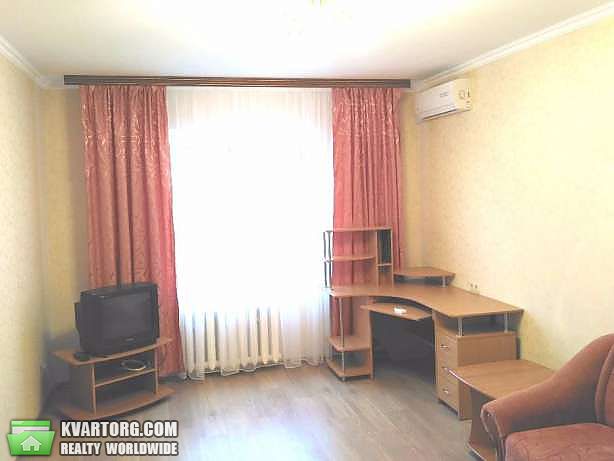 Rent out 1-room apartment. Киев, ул Драгоманова — photo 2