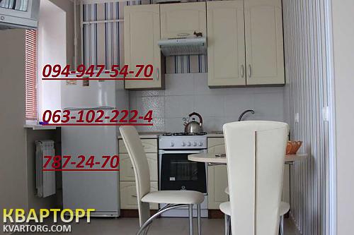 Rent out 3-room apartment. Одесса, переулок Светлый — photo 1