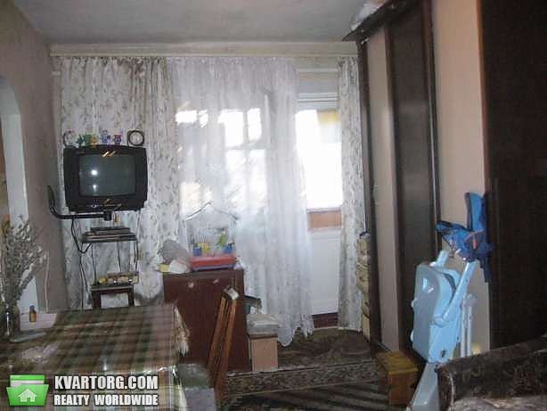 Sell 3-room apartment. Киев,  Новодарницкая — photo 1
