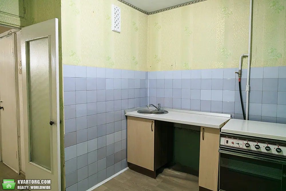 Sell 3-room apartment. Киев,  Тычины пр — photo 1