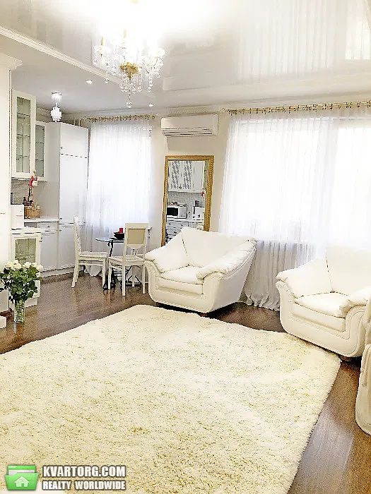 Sell 2-room apartment. Киев,  Ереванская — photo 2