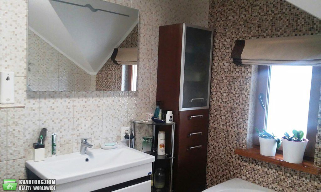Sell house. Киев,  Франко пер. — photo 8