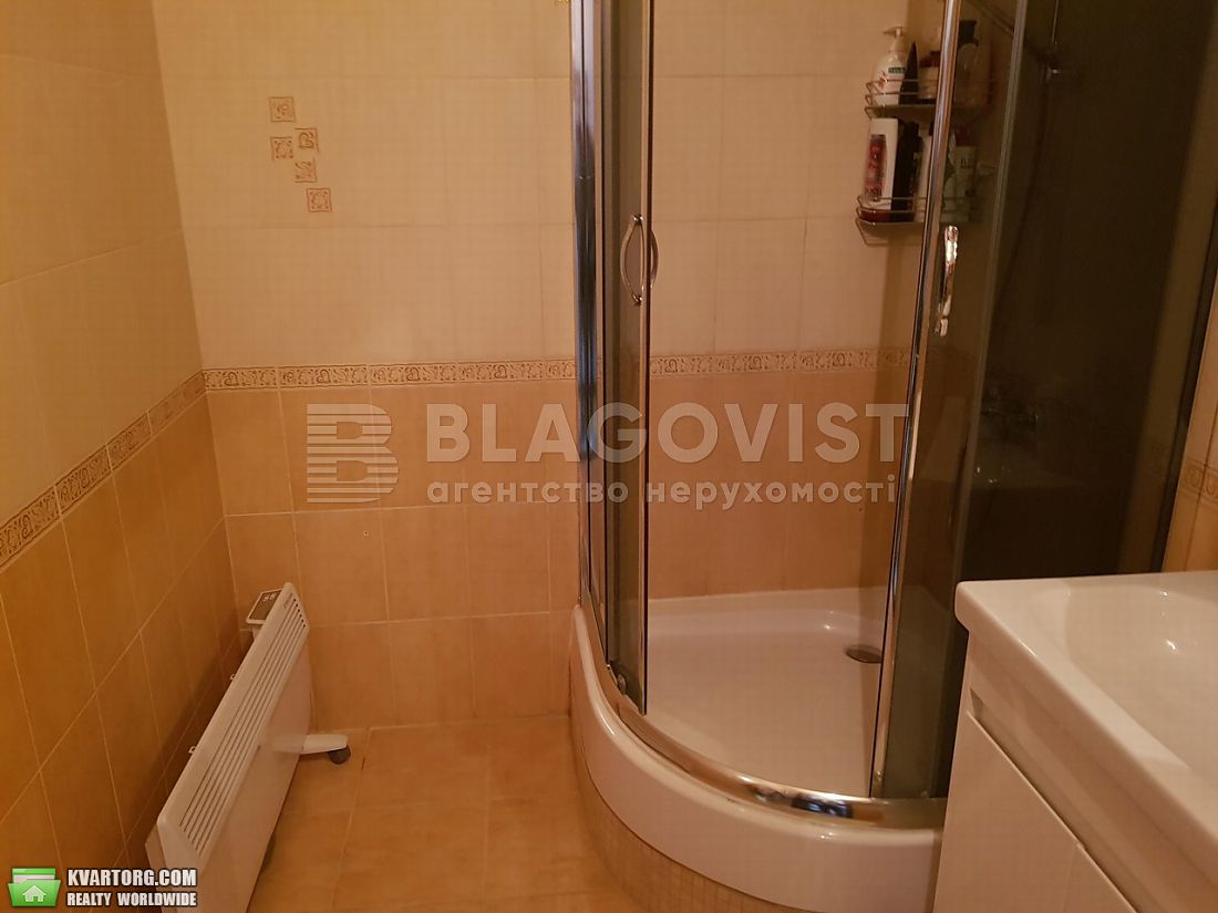 Sell 2-room apartment. Киев,  Урловская — photo 10