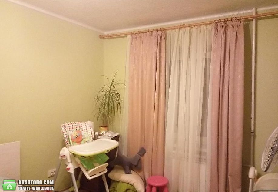 Sell 3-room apartment. Киев,  Дубровицкая — photo 2