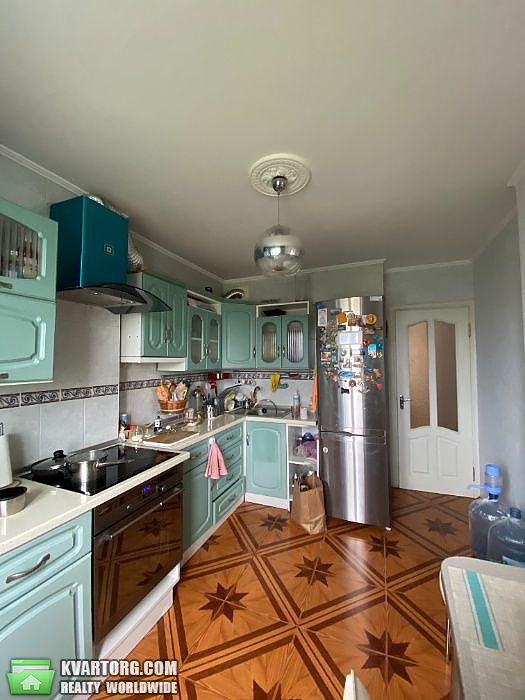 Sell 3-room apartment. Киев,  Богатырская — photo 1
