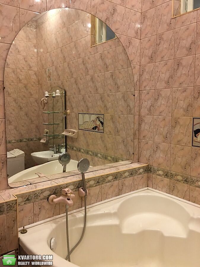 Rent out 2-room apartment. Киев,  Большая Васильковская — photo 4