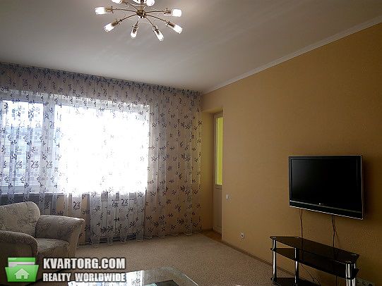 Rent out 3-room apartment. Киев, Героев Сталинграда просп. — photo 5