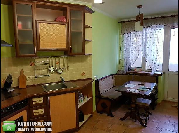 Rent out 1-room apartment. Киев,  Бажана — photo 1