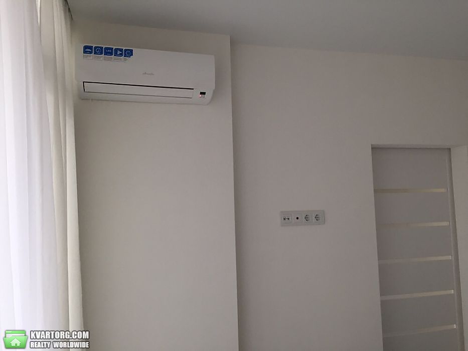 Sell 1-room apartment. Киев,  Правды пр — photo 2