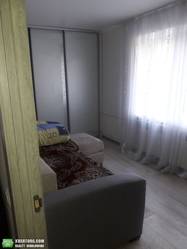 Rent out 2-room apartment. Киев,  Голосеевская — photo 3