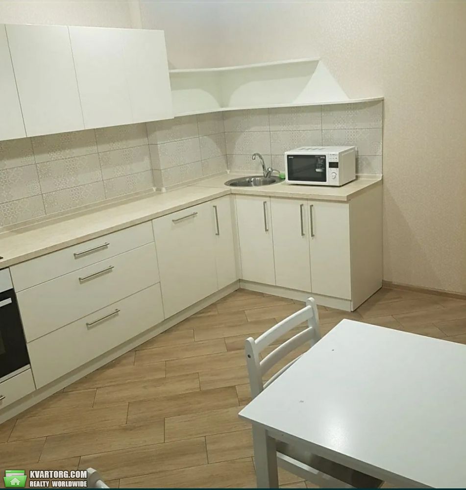 Rent out 1-room apartment. Киев, Драгоманова — photo 2