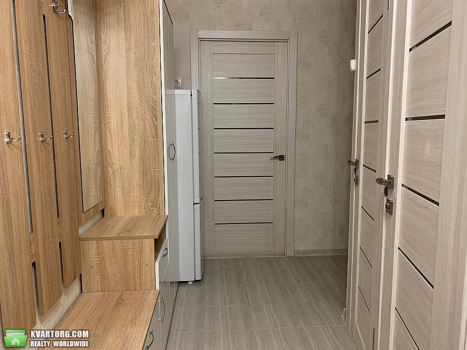 Rent out 2-room apartment. Киев, Стальского — photo 9
