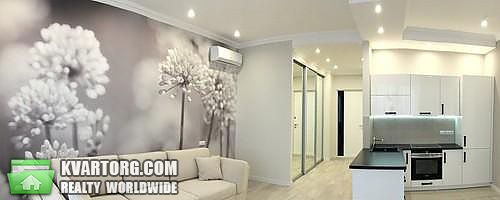 Sell 3-room apartment. Киев,  Щорса — photo 1