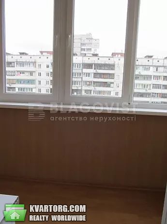 Rent out 3-room apartment. Киев, Срибнокильская — photo 8