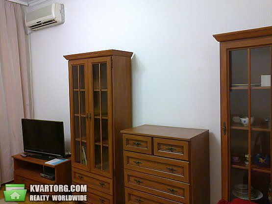 Sell 3-room apartment. Киев,  Бажова — photo 3