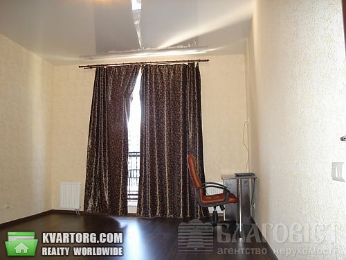 Sell 2-room apartment. Киев, Щорса — photo 3