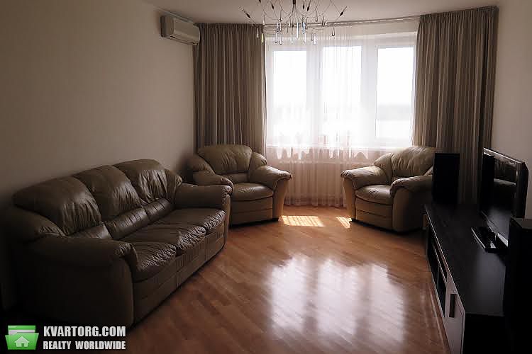 Sell 2-room apartment. Киев,  Бажана — photo 1