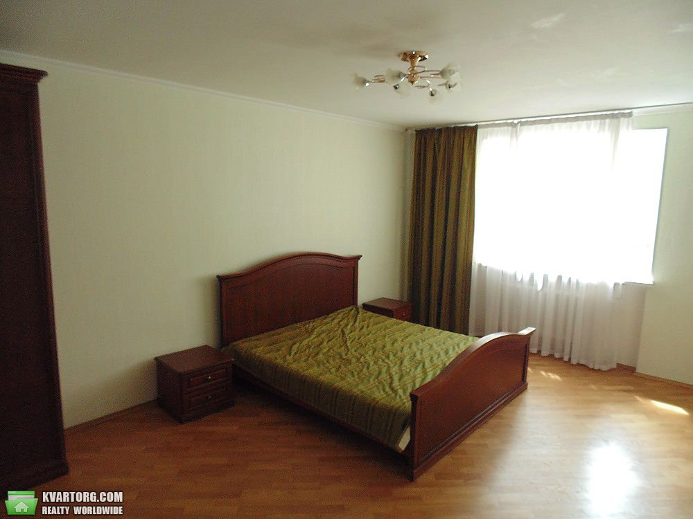 Rent out 3-room apartment. Киев,  Кадетский Гай — photo 6