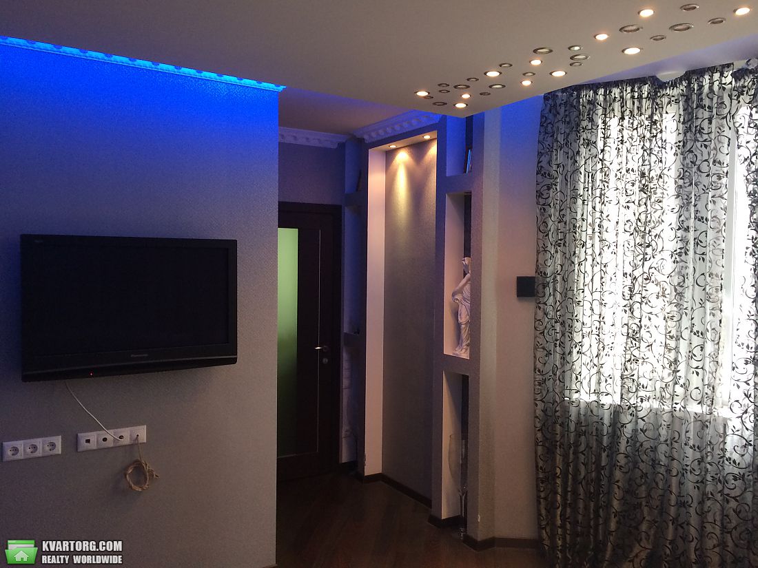 Sell 3-room apartment. Киев, Урловская — photo 5