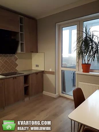 Rent out 1-room apartment. Киев,  Драгоманова — photo 2