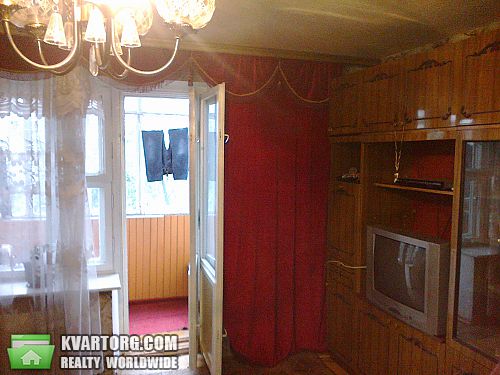 Sell 3-room apartment. Киев, Братиславская — photo 1