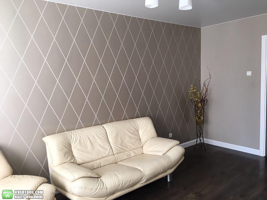 Rent out 2-room apartment. Киев,  Драгомирова — photo 4