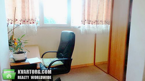 Sell 3-room apartment. Киев, Ватутина пр — photo 1
