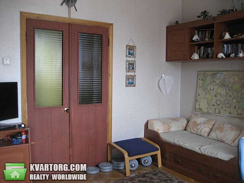 Sell 3-room apartment. Киев,  Симиренко — photo 2