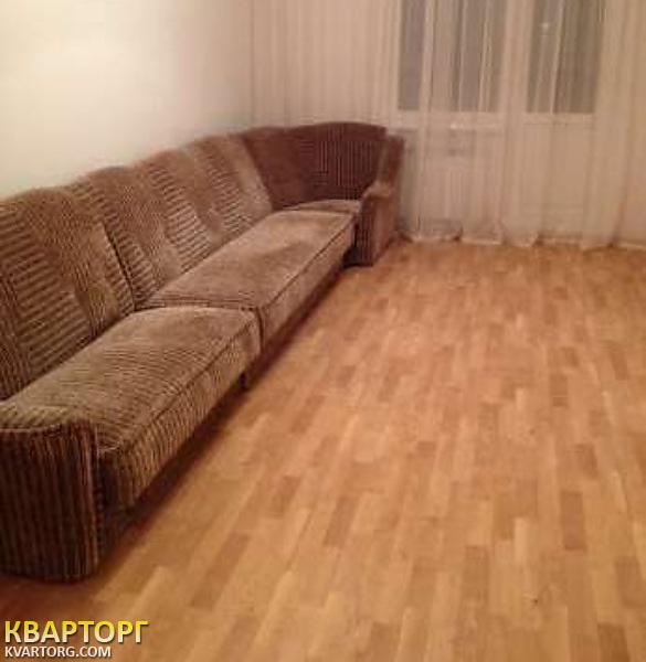 Rent out 2-room apartment. Киев, Днеповская набережная — photo 4